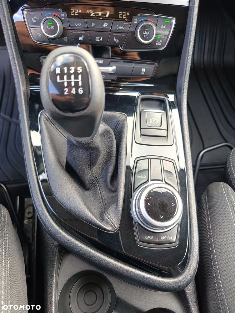 BMW Seria 2 218d Advantage - 20