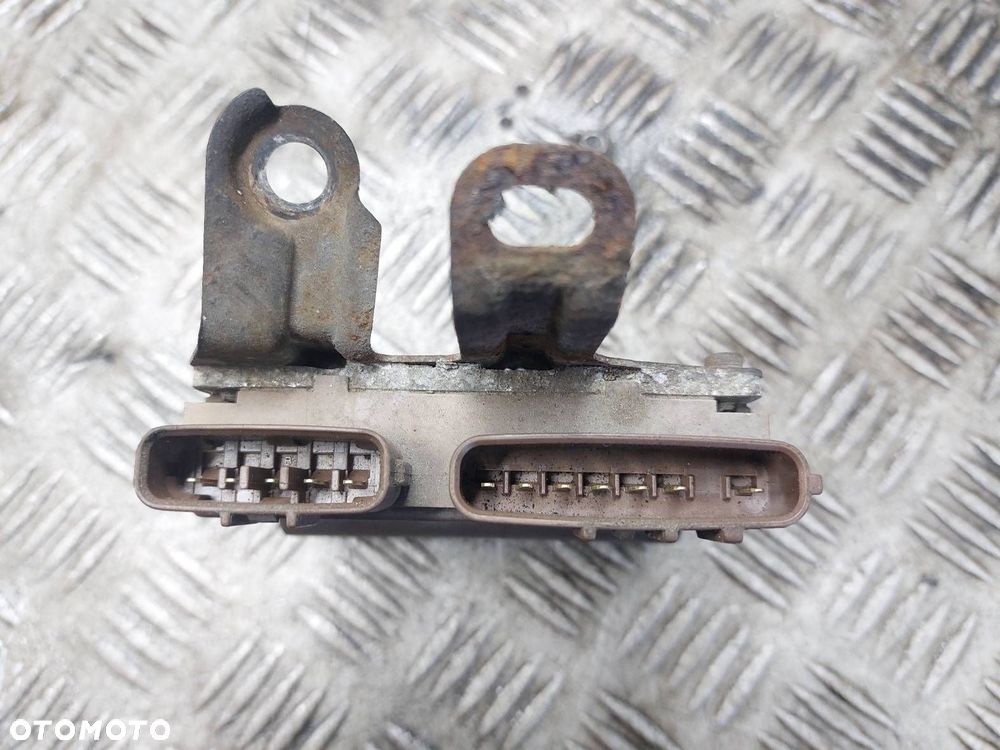STEROWNIK WTRYSKIWACZY  TOYOTA COROLLA E12 2.0 D4D 89871-20030 - 3