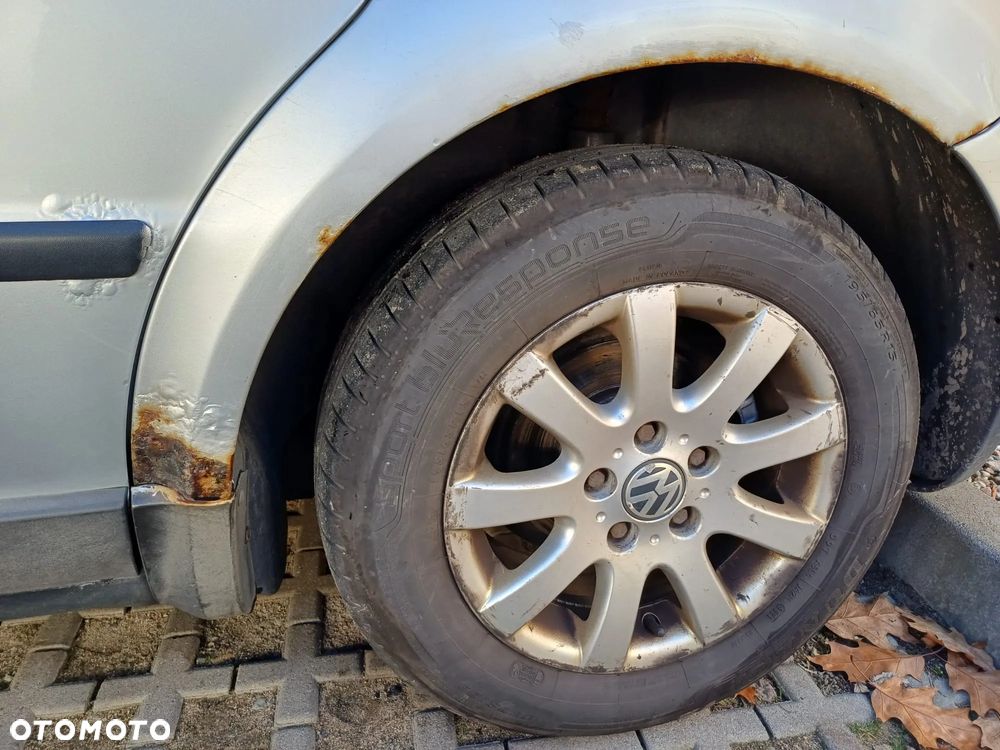 Volkswagen Passat 1.9 TDI Comfortline - 17