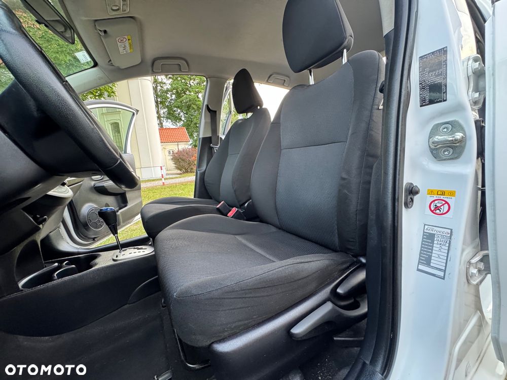 Toyota Yaris - 21
