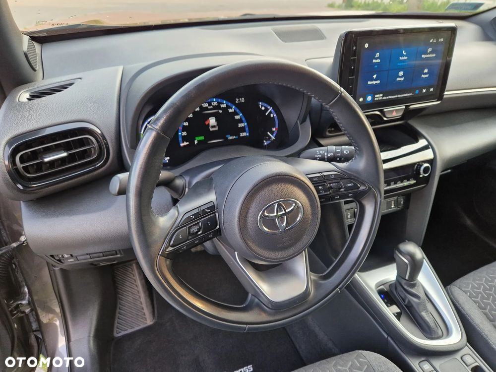 Toyota Yaris Cross Hybrid 1.5 Comfort - 25