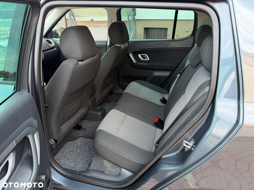 Skoda Fabia 1.4 16V Sport - 26