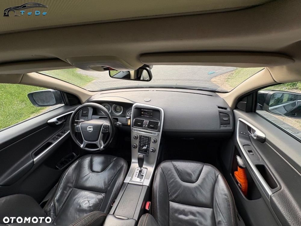 Volvo XC 60 2.4D AWD Summum - 35