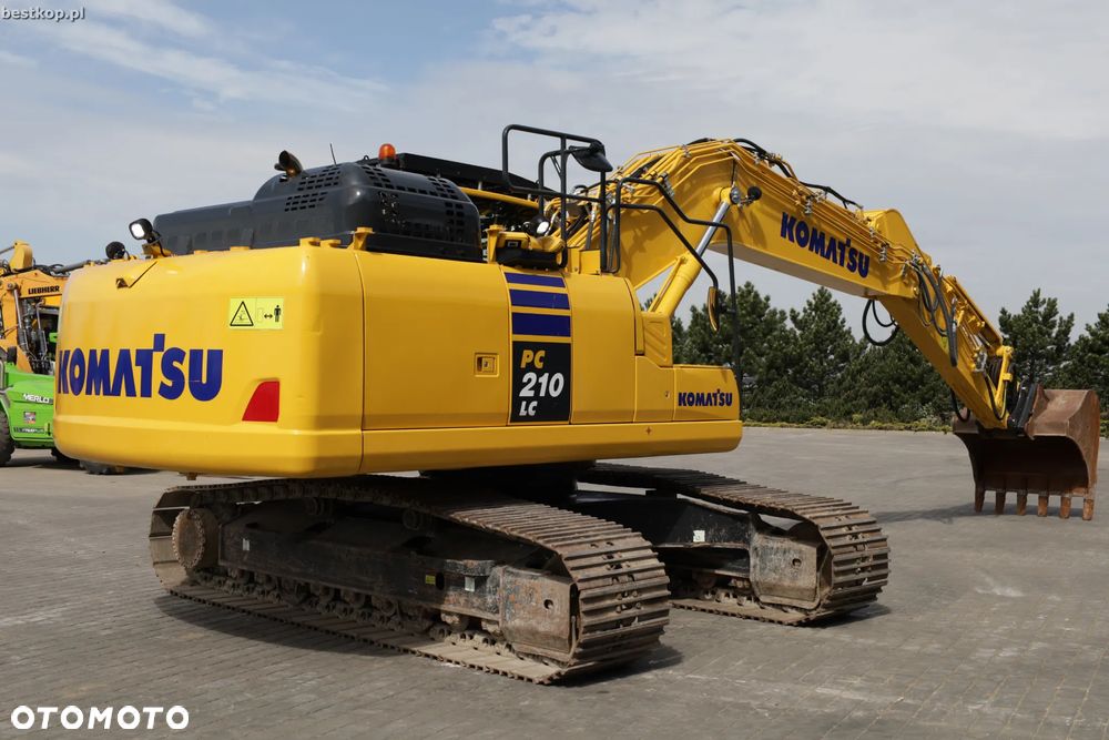 Komatsu PC210LC-11 - 35