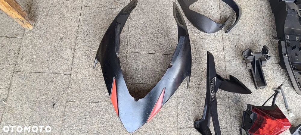 APRILIA SHIVER DORSODURO OWIEWKA OGON LAMPA RĄCZKI PASAŻERA - 4