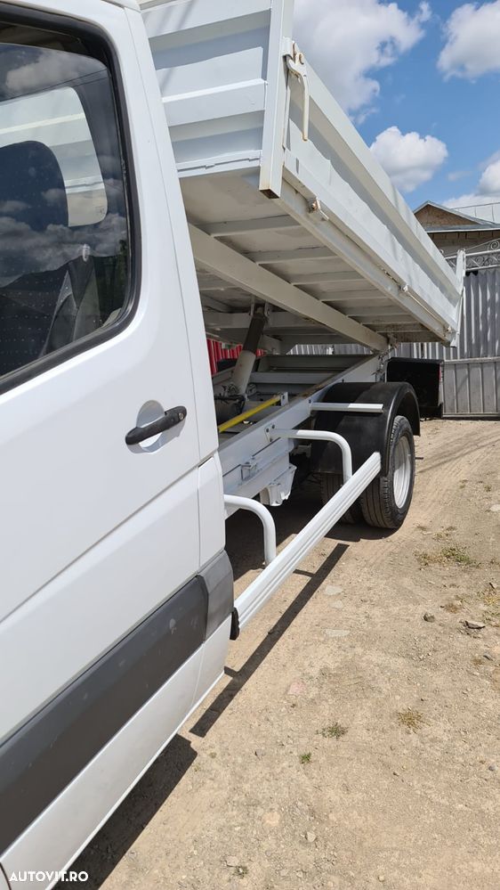 Mercedes-Benz Sprinter - 8