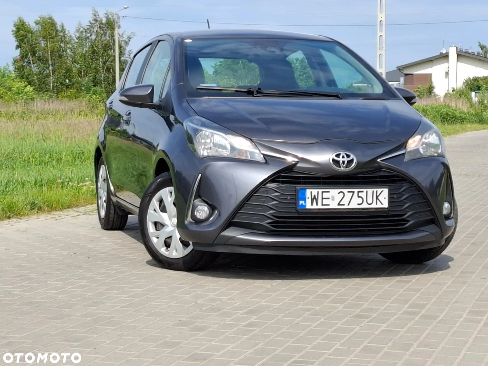Toyota Yaris 1.0 Premium - 9