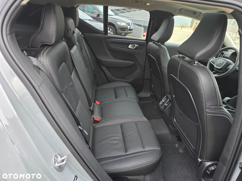Volvo XC 40 B5 AWD Ultimate Bright - 21