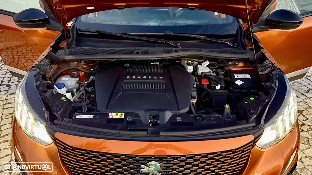 Peugeot e-2008 50 kWh GT - 36