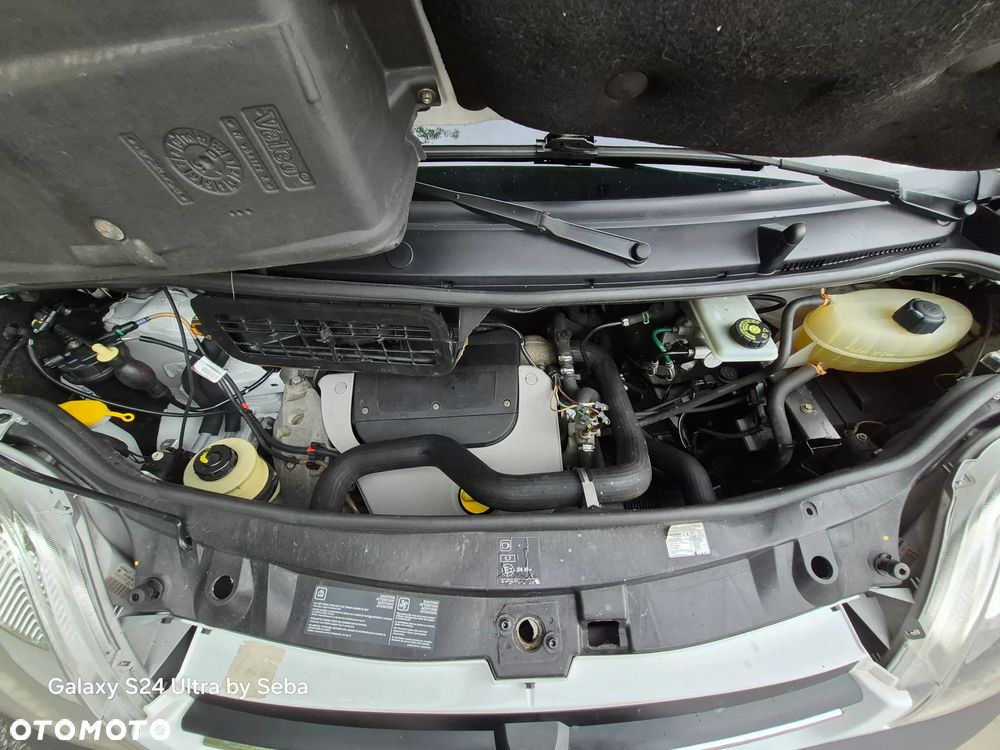 Opel Vivaro - 23