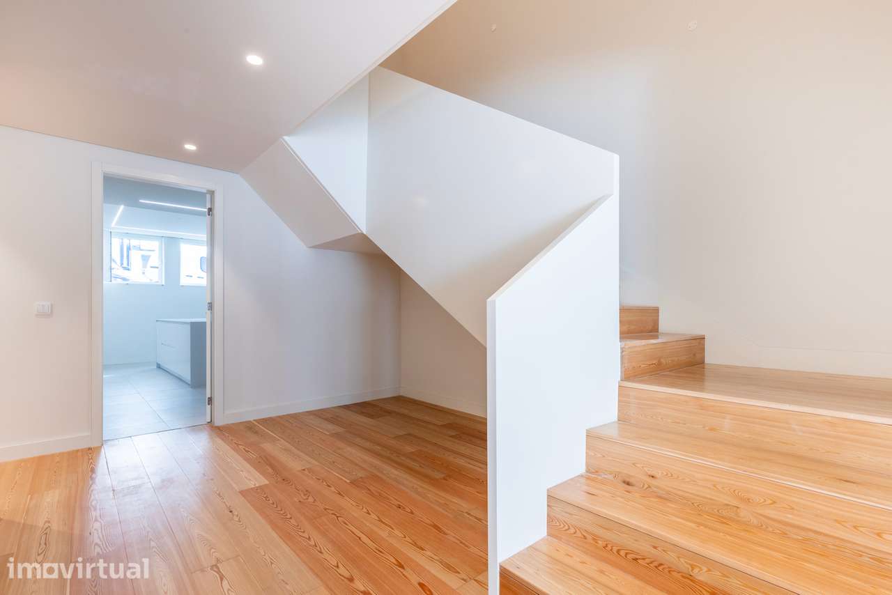Duplex T4 – Empreendimento Conde de Lima, Lisboa - Grande imagem: 3/47
