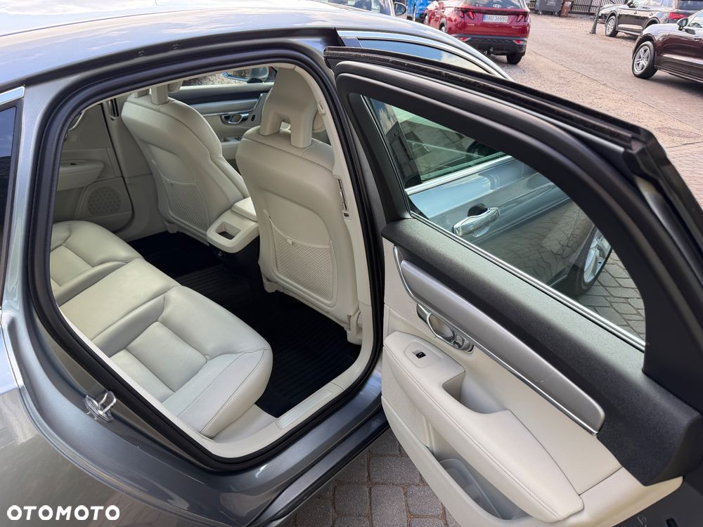 Volvo S90 D4 Inscription - 17