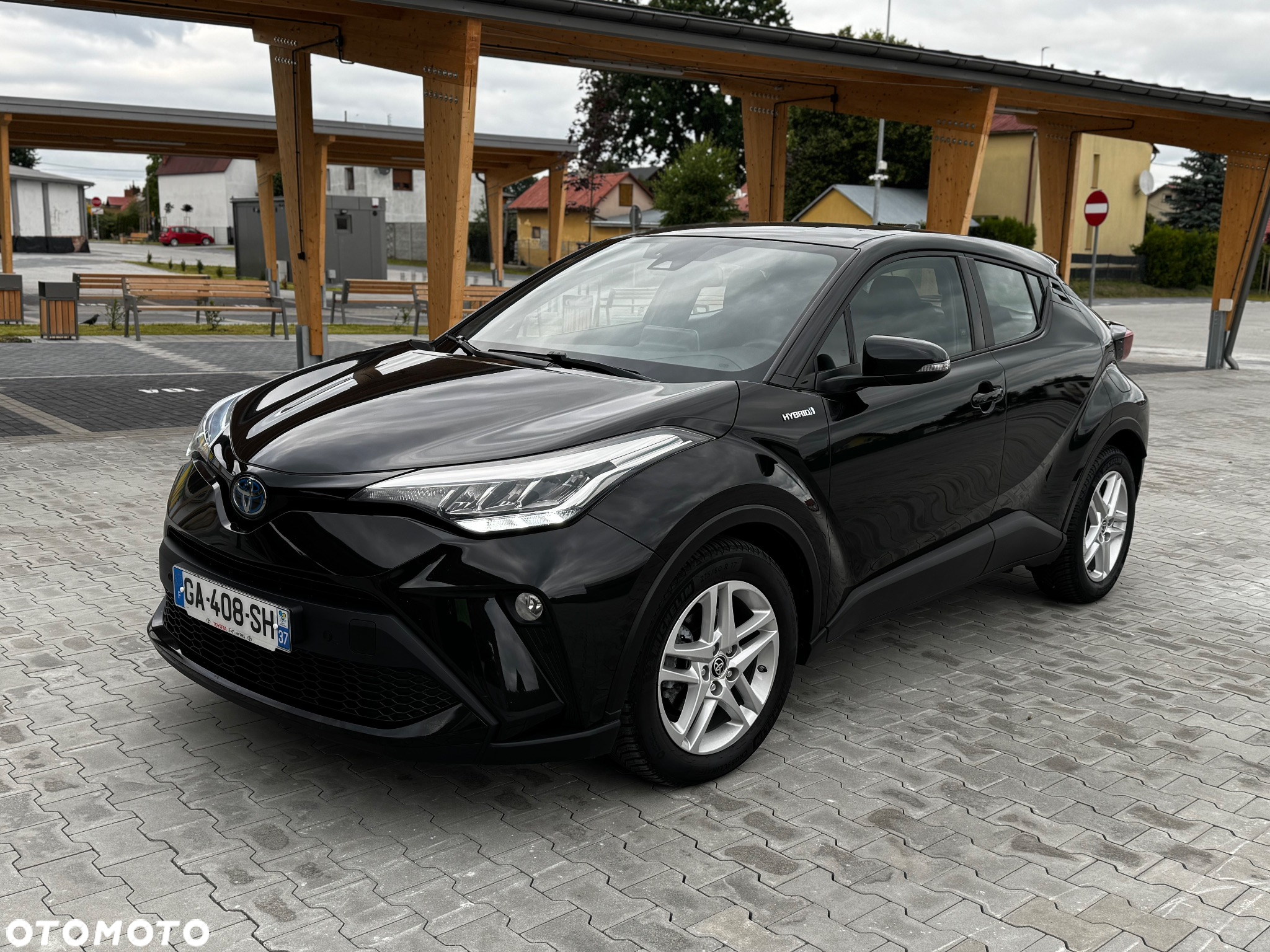 Toyota C-HR Hybrid Style - 30