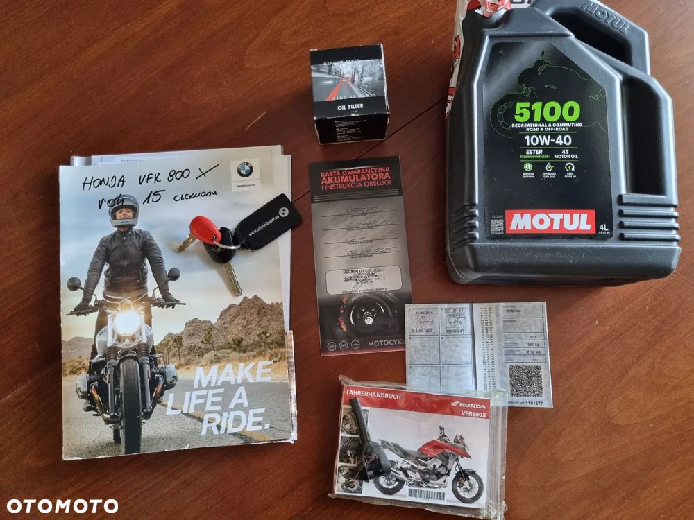 Honda VFR - 13