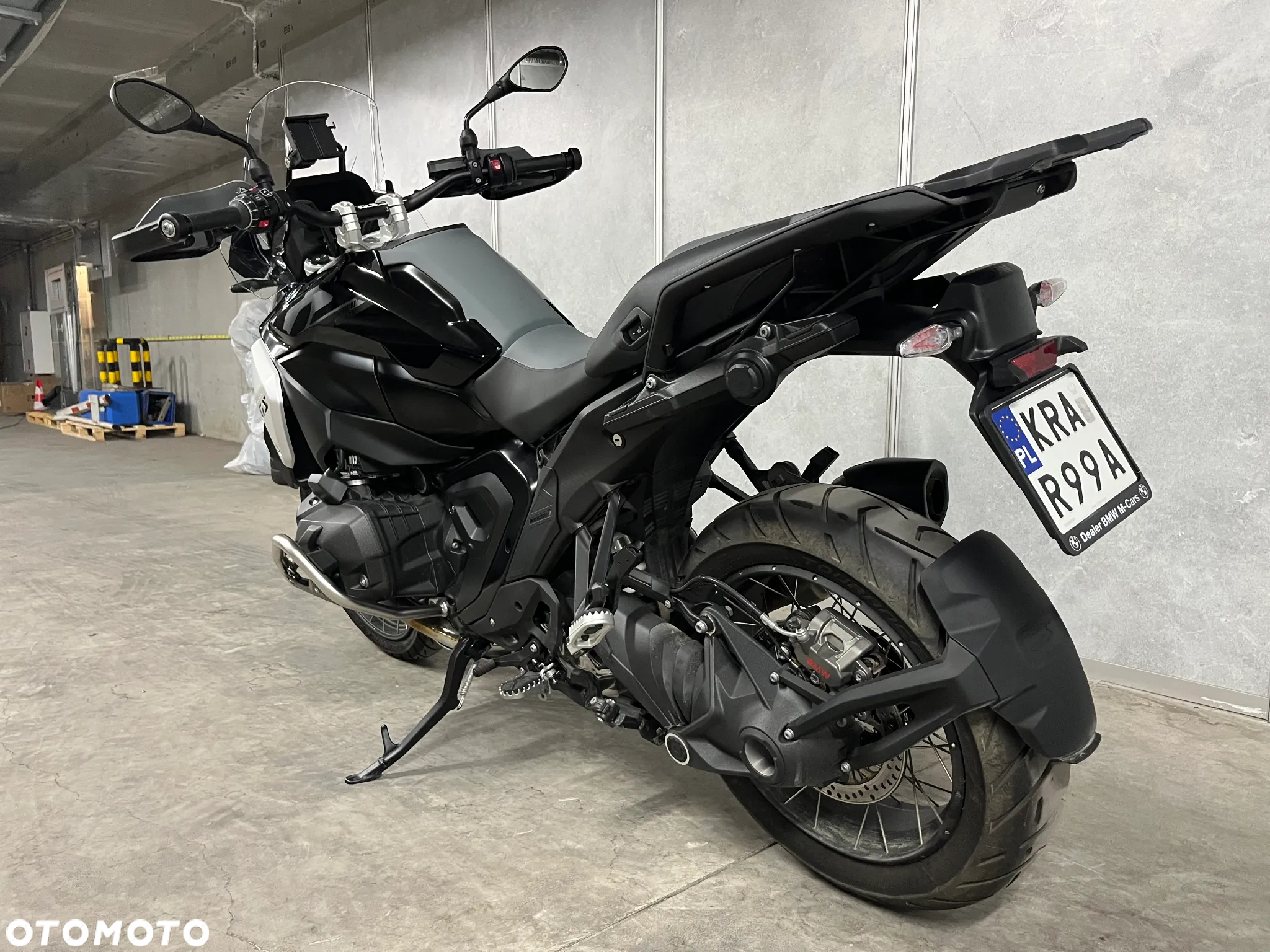 BMW R - 4