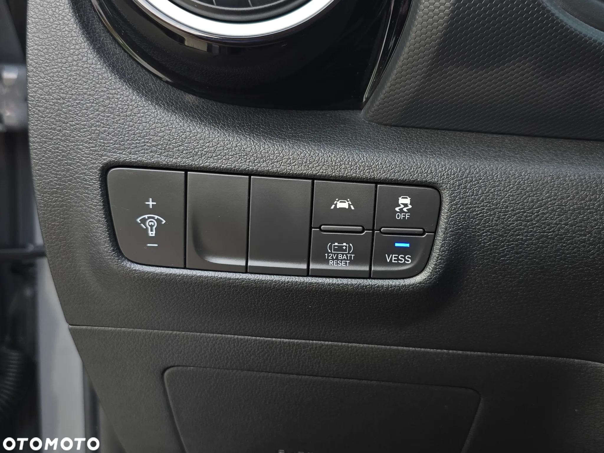 Hyundai Kona 1.6 GDI DCT Hybrid Advantage - 28