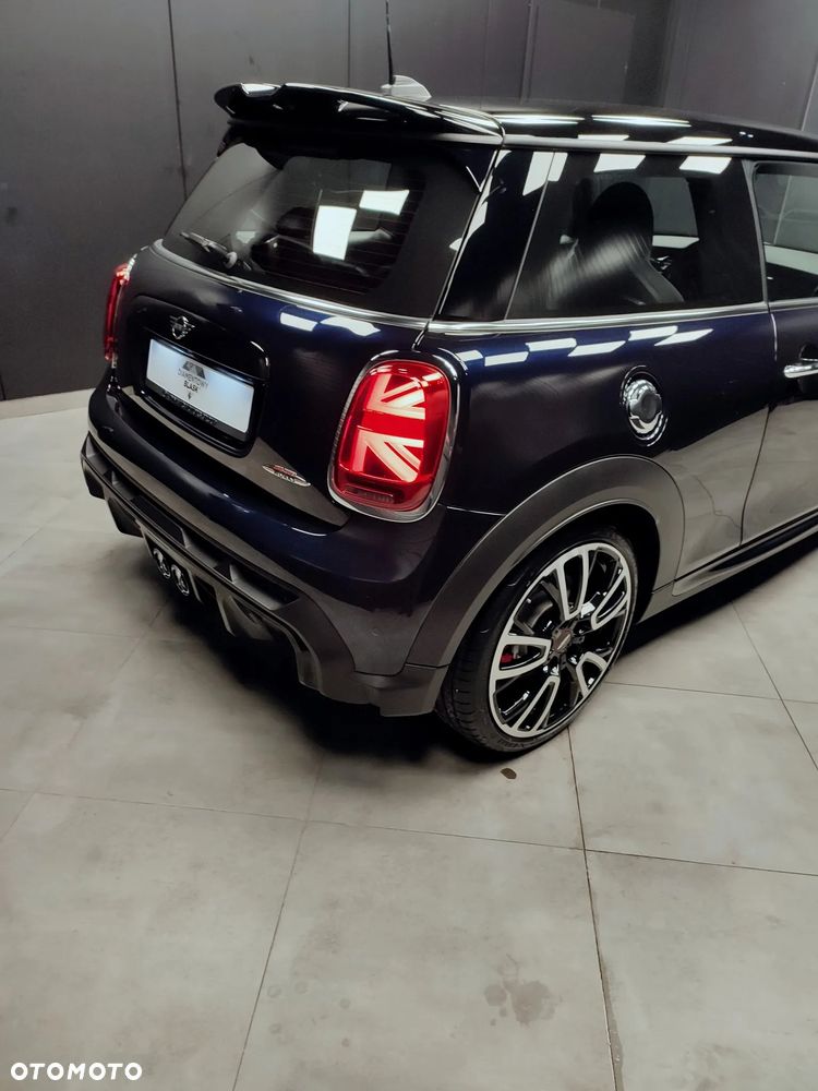MINI John Cooper Works - 5