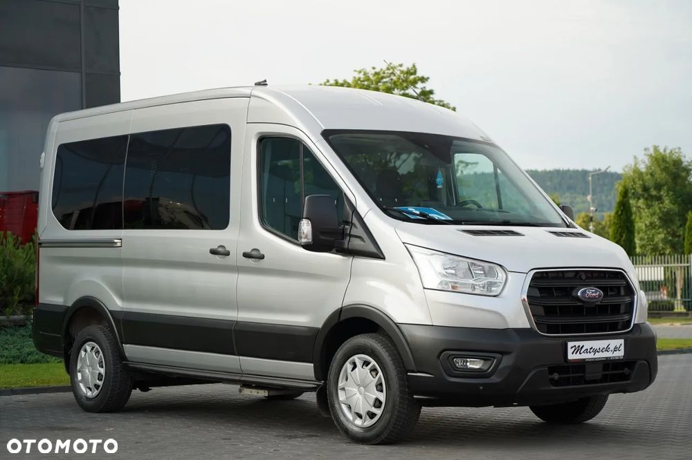 Ford TRANSIT / 6 miejsc / BRYGADÓWAKA  + Najazd na wózek / Dla osób niepełnosprawnych / 2021 / PO KONTRAKCIE SERWISOWYM - 2