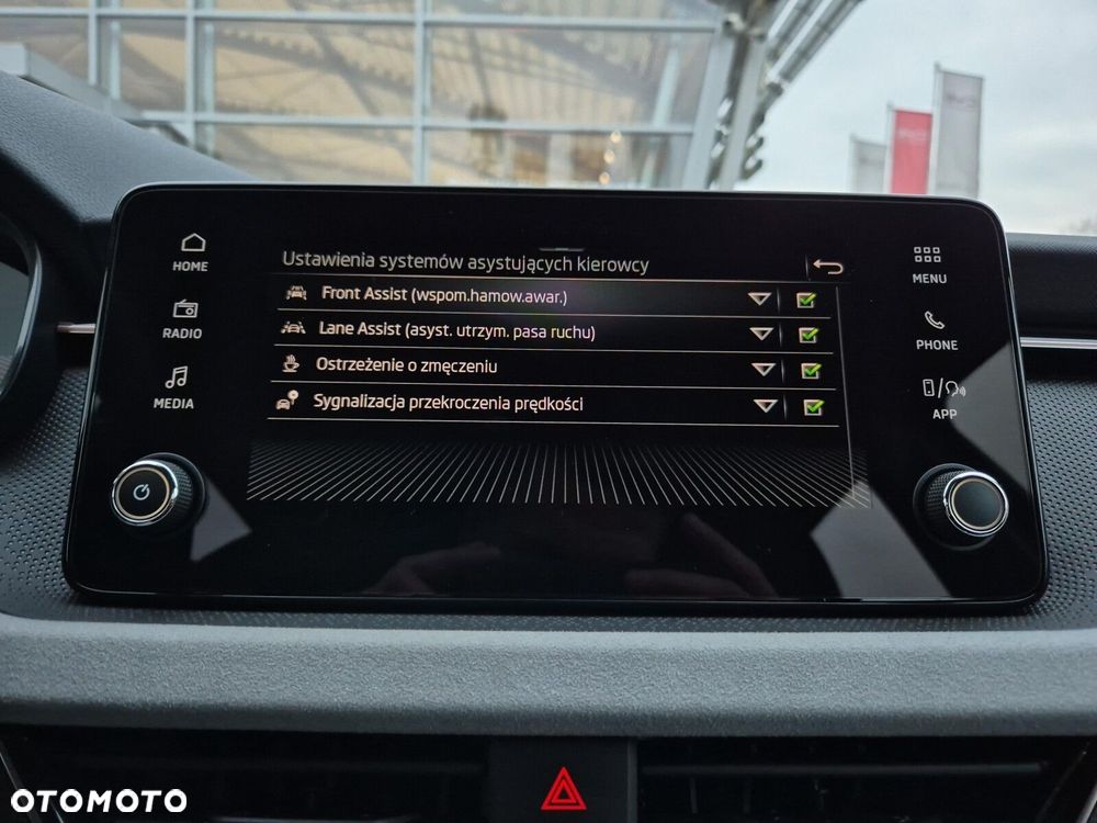 Skoda Scala 1.0 TSI Selection - 28