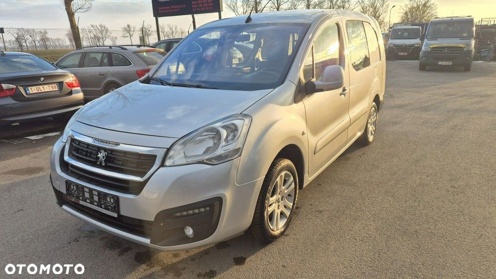 Peugeot Partner - 8