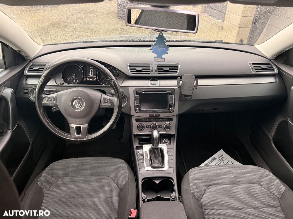 Volkswagen Passat 2.0 TDI DSG Highline - 17