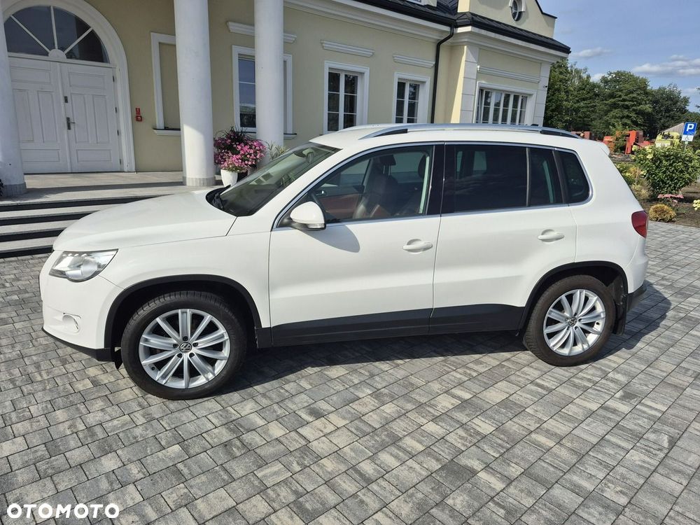 Volkswagen Tiguan - 9