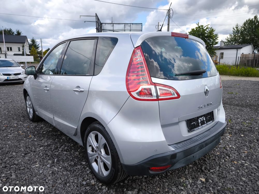 Renault Scenic 1.6dCi Energy Privilege - 9