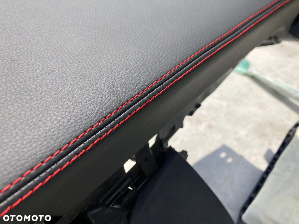 MERCEDES W205 C DESKA KONSOLA KOKPIT PULPIT PÓŁKA PARAPET SKÓRA MANUAL AUTOMAT  naprawa regeneracja Raz2 !!! - 9