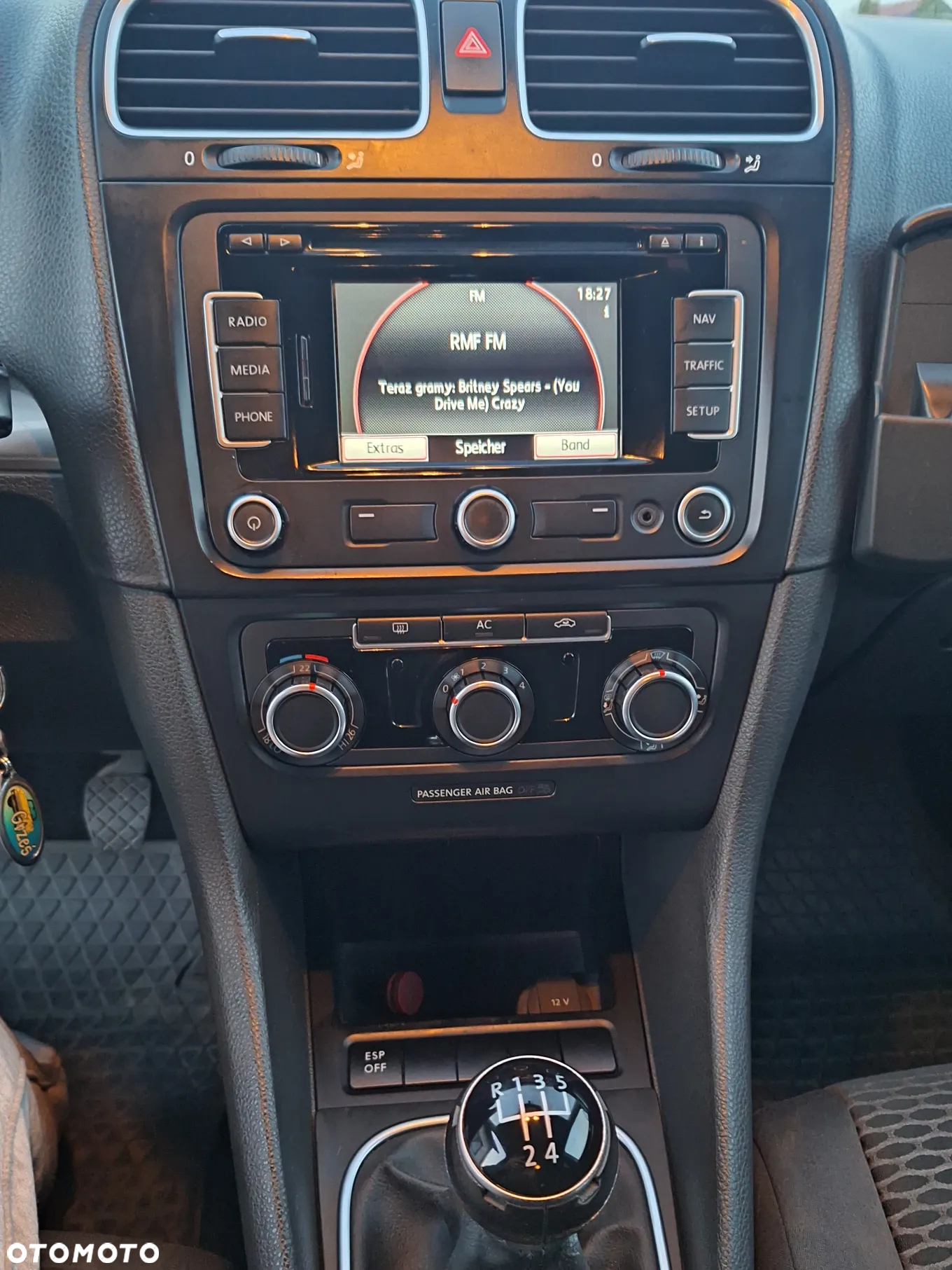Volkswagen Golf VI 1.6 TDI Trendline - 5