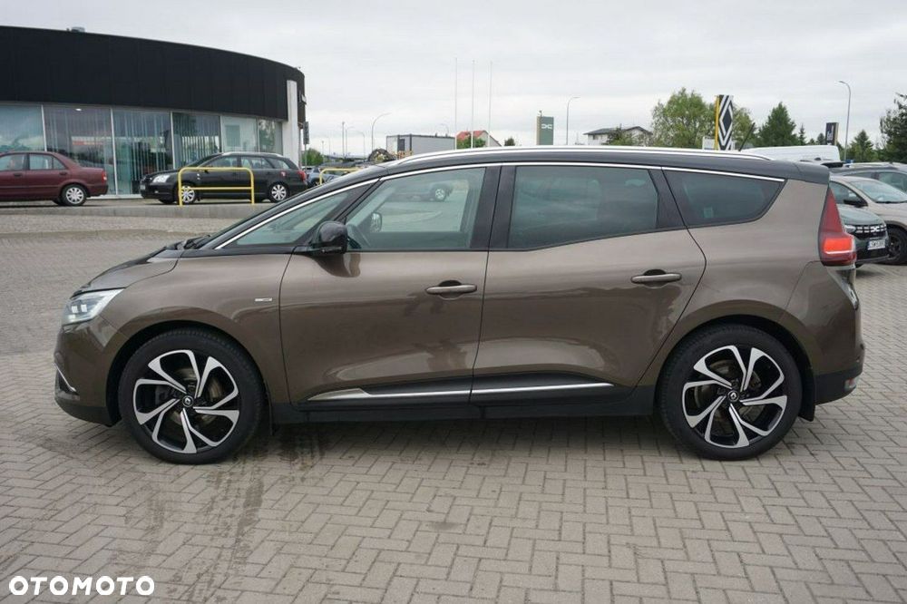 Renault Grand Scenic - 8
