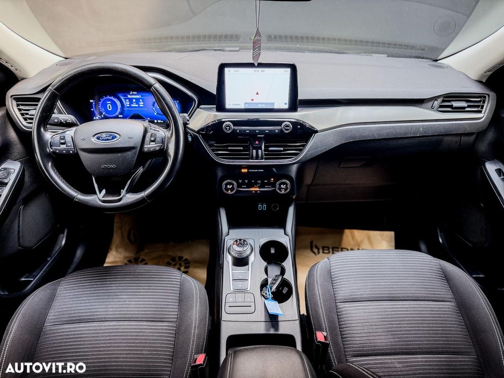 Ford Kuga - 13