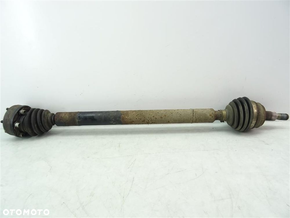 Półoś przód przednia prawa Audi A3 8L 96-03 1.6 B 1.8B 2.0B - 1