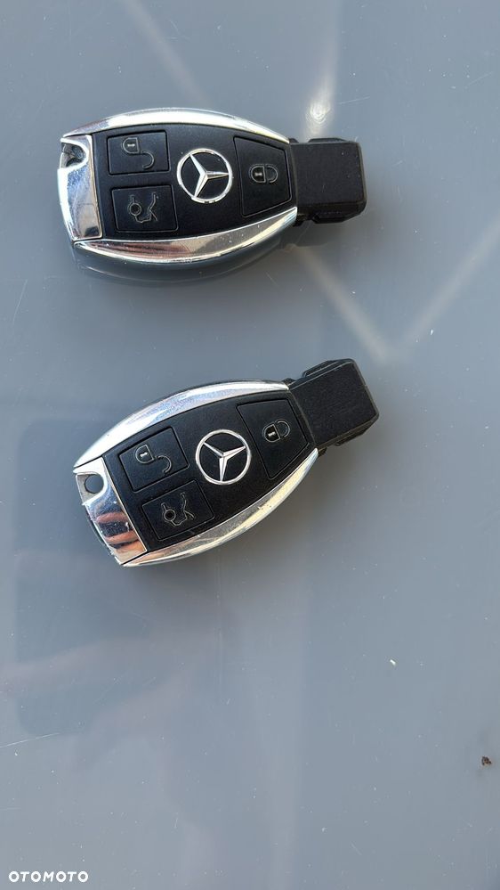 Mercedes-Benz Klasa C 300 de 9G-TRONIC - 19