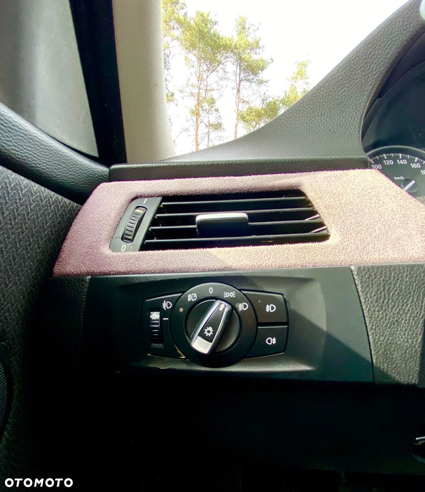 BMW Seria 3 318d DPF Edition Exclusive - 24