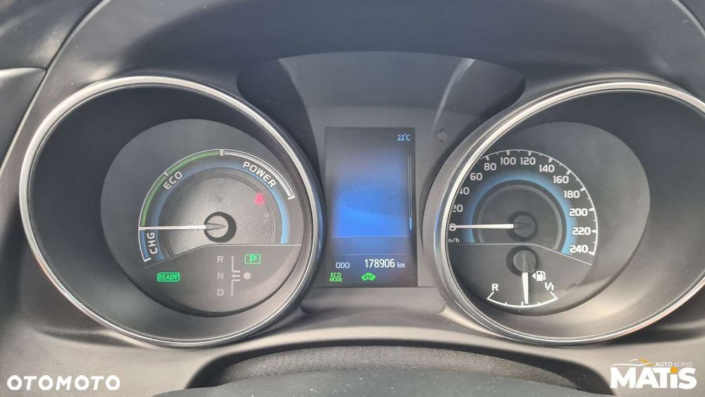 Toyota Auris - 10