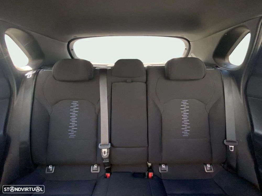 Hyundai i30 1.6 CRDI STyle 7DCT - 17