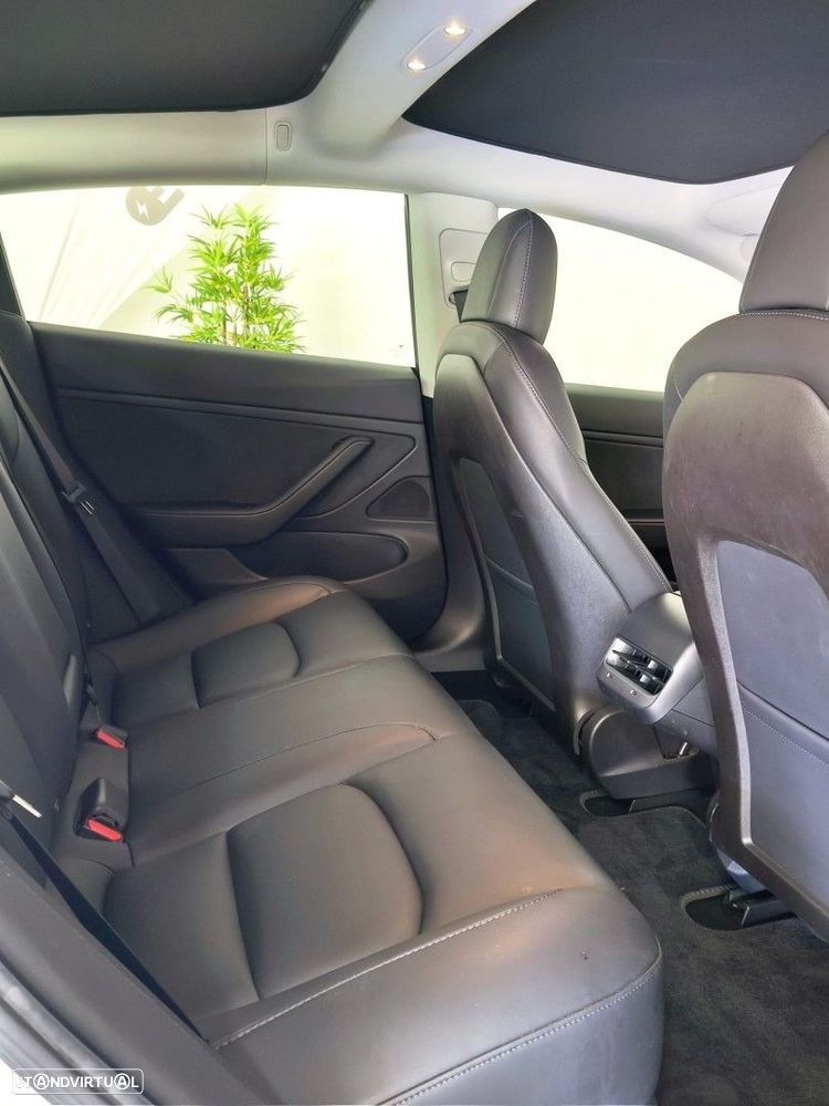 Tesla Model 3 Standard Range Plus RWD - 18