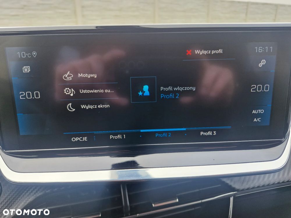 Peugeot 2008 BlueHDi 110 Allure Pack - 22