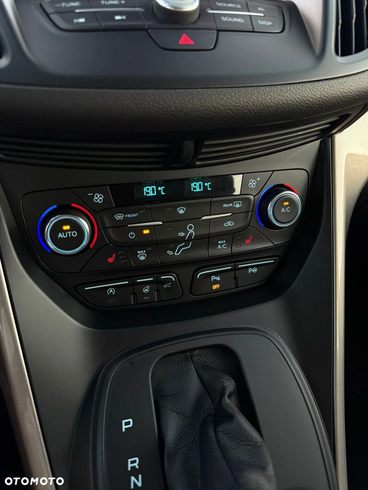 Ford Kuga 2.0 TDCi 4x4 Titanium - 20