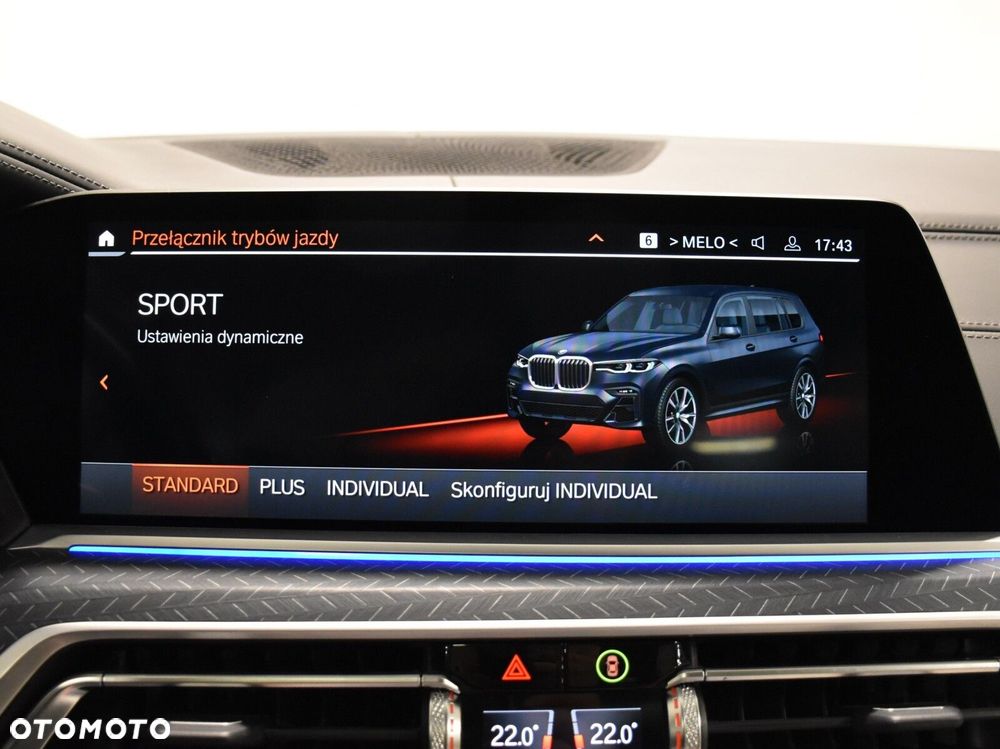 BMW X7 M50i sport - 24