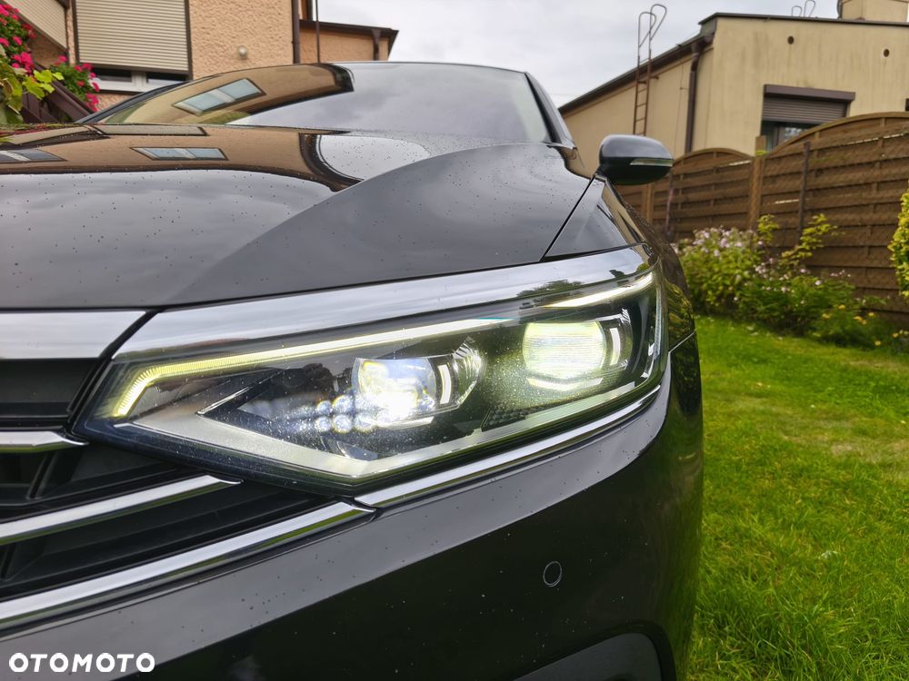 Volkswagen Passat 2.0 TSI Elegance DSG - 13