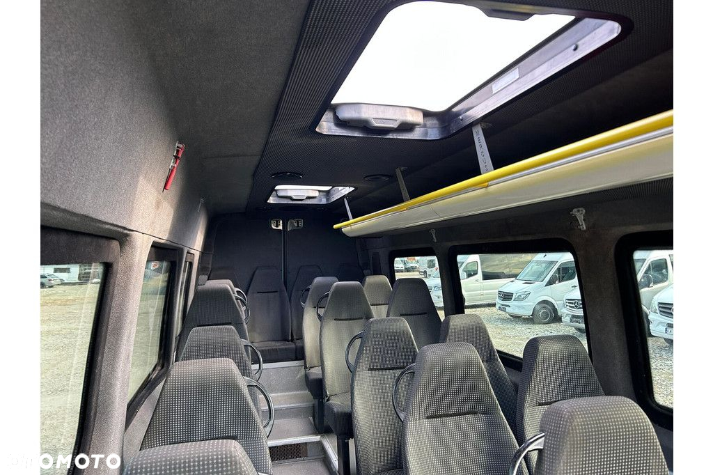 Mercedes-Benz Sprinter 516 - 16