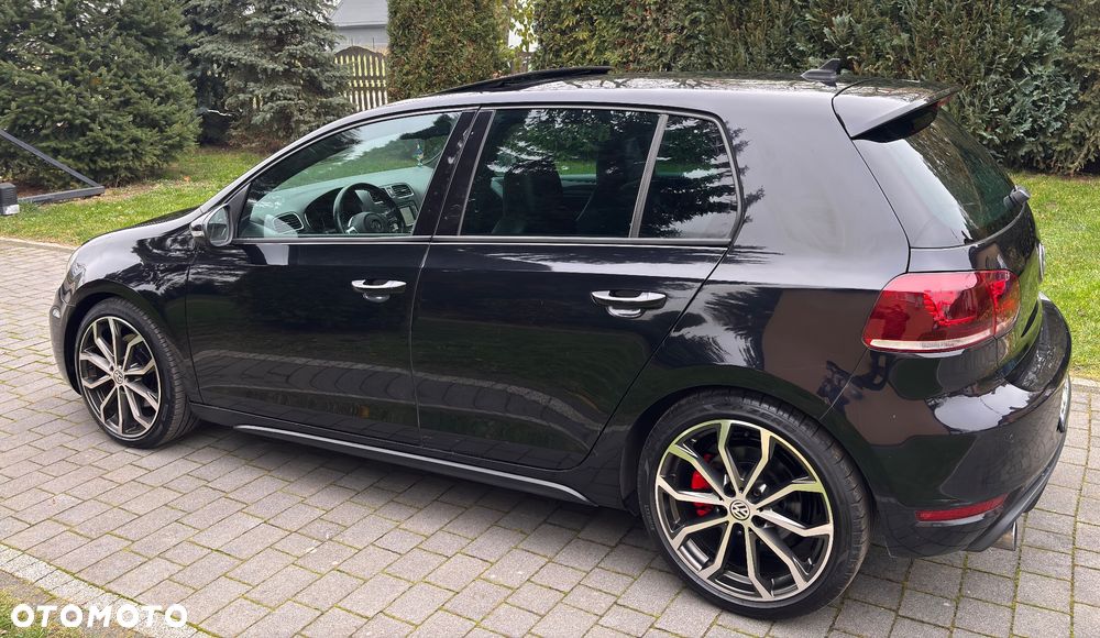 Volkswagen Golf VI 2.0 TSI GTI - 13