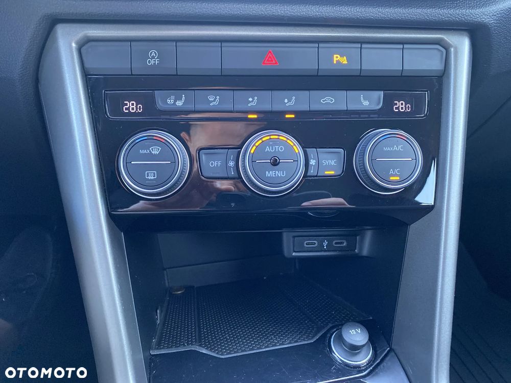 Volkswagen T-Roc 1.0 TSI Advance - 17