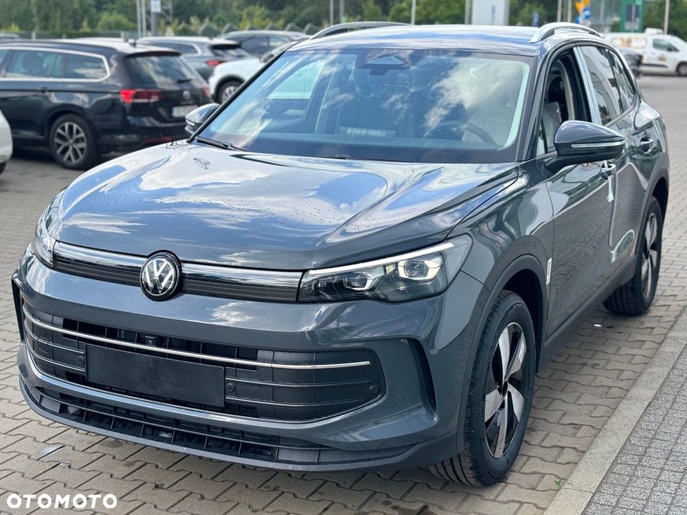 Volkswagen Tiguan - 3