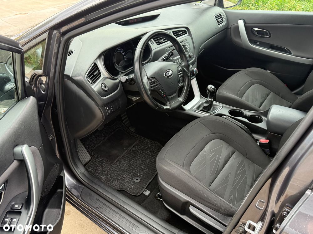 Kia Ceed 1.4 CVVT - 11