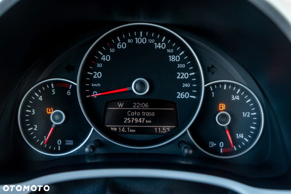 Volkswagen Beetle ver-1-6-tdi-bluemotion-technology-cup - 12