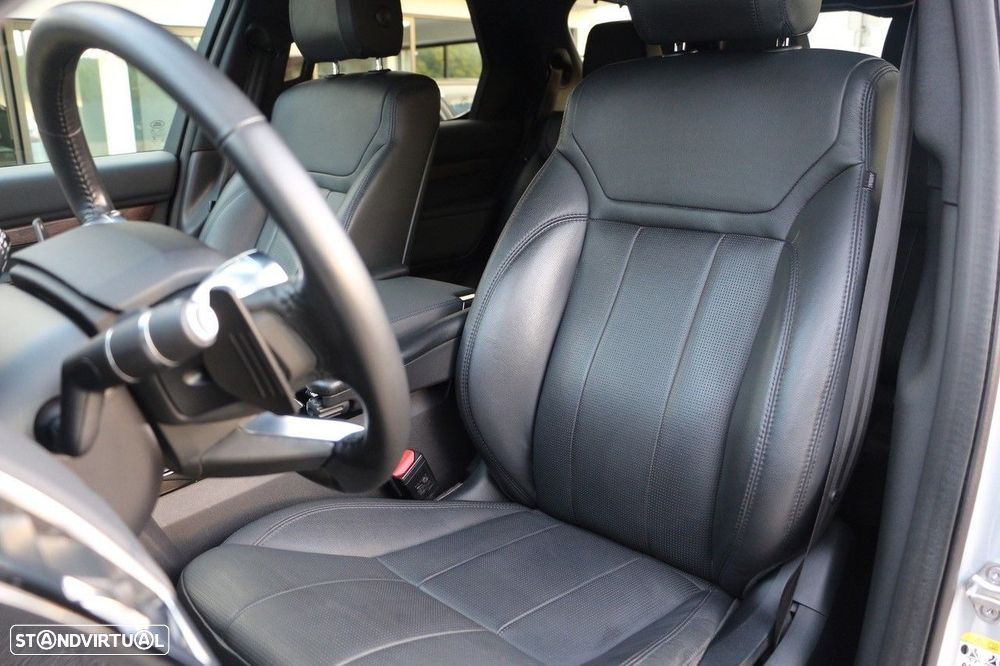 Land Rover Discovery 2.0 SD4 HSE Luxury Auto - 17