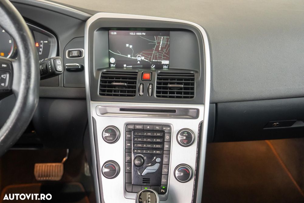 Volvo XC 60 D3 Geartronic Kinetic - 18