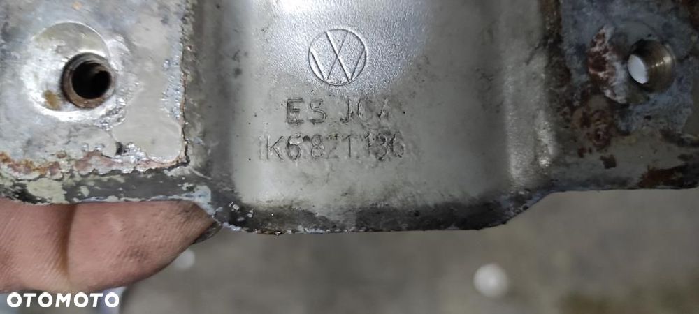 Wspornik Mocowanie Błotnika VW GOLF V PRAWE LEWE - 2